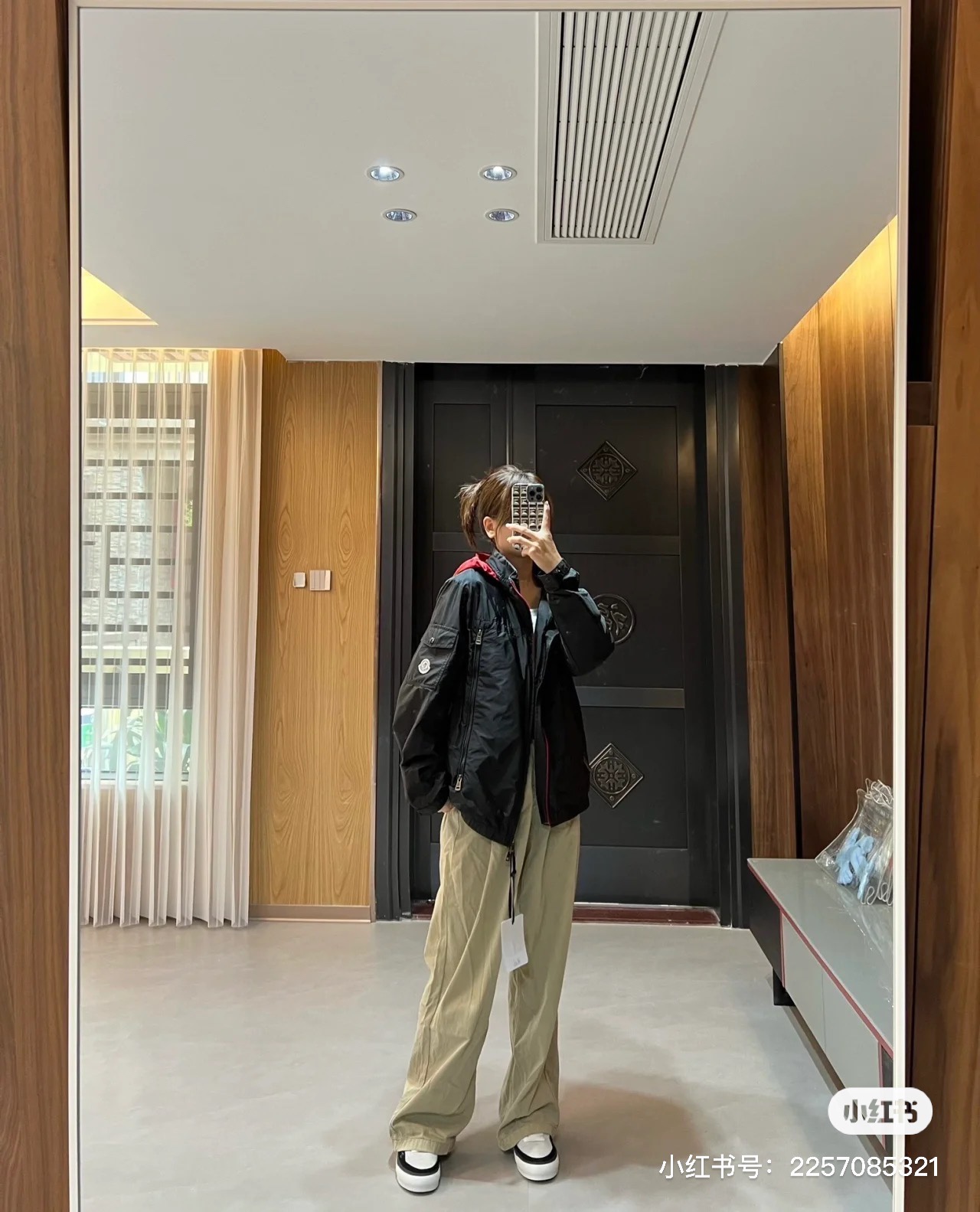 NO:164152,Reference pictures for footwear, casual shoes/sports shoes, sneakers19860909上脚参考图,休闲鞋/运动鞋,sneakers,Women's Shoes