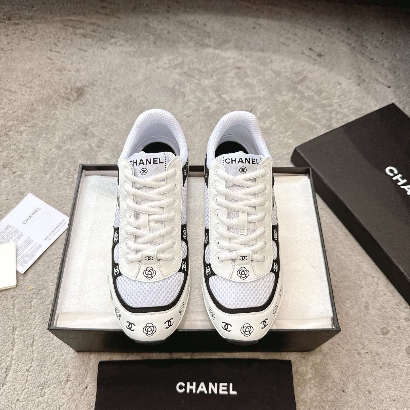 CHANEL кроссовки кежуальные синхронный выпуск с официальным сайтом кежуально-спортивный стиль матовая кожа
