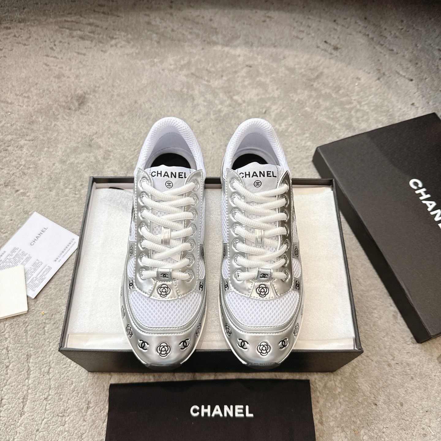 CHANEL кроссовки кежуальные синхронный выпуск с официальным сайтом кежуально-спортивный стиль матовая кожа