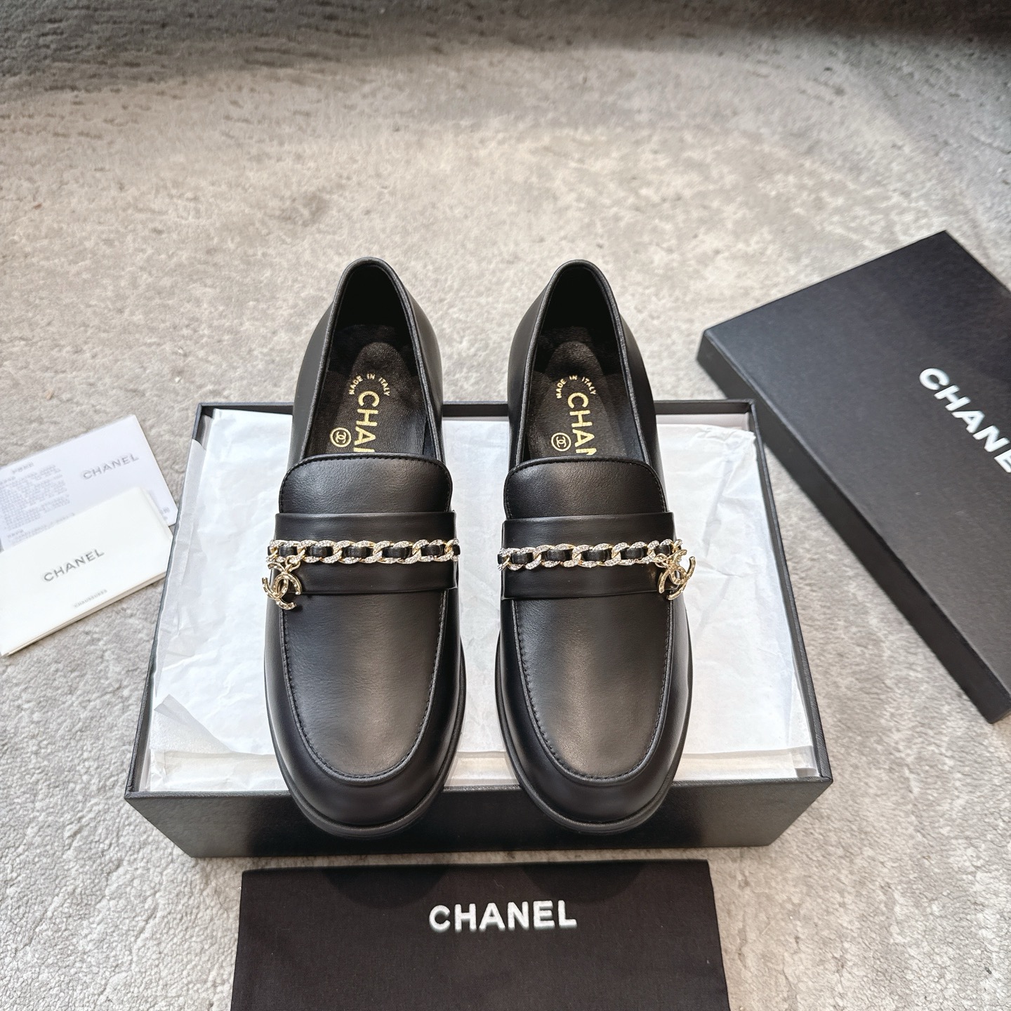 CHANEL мулы  лоферы｜рэтра-раскошныя лоферы｜двайная C металічная пражка + воскаваная скура