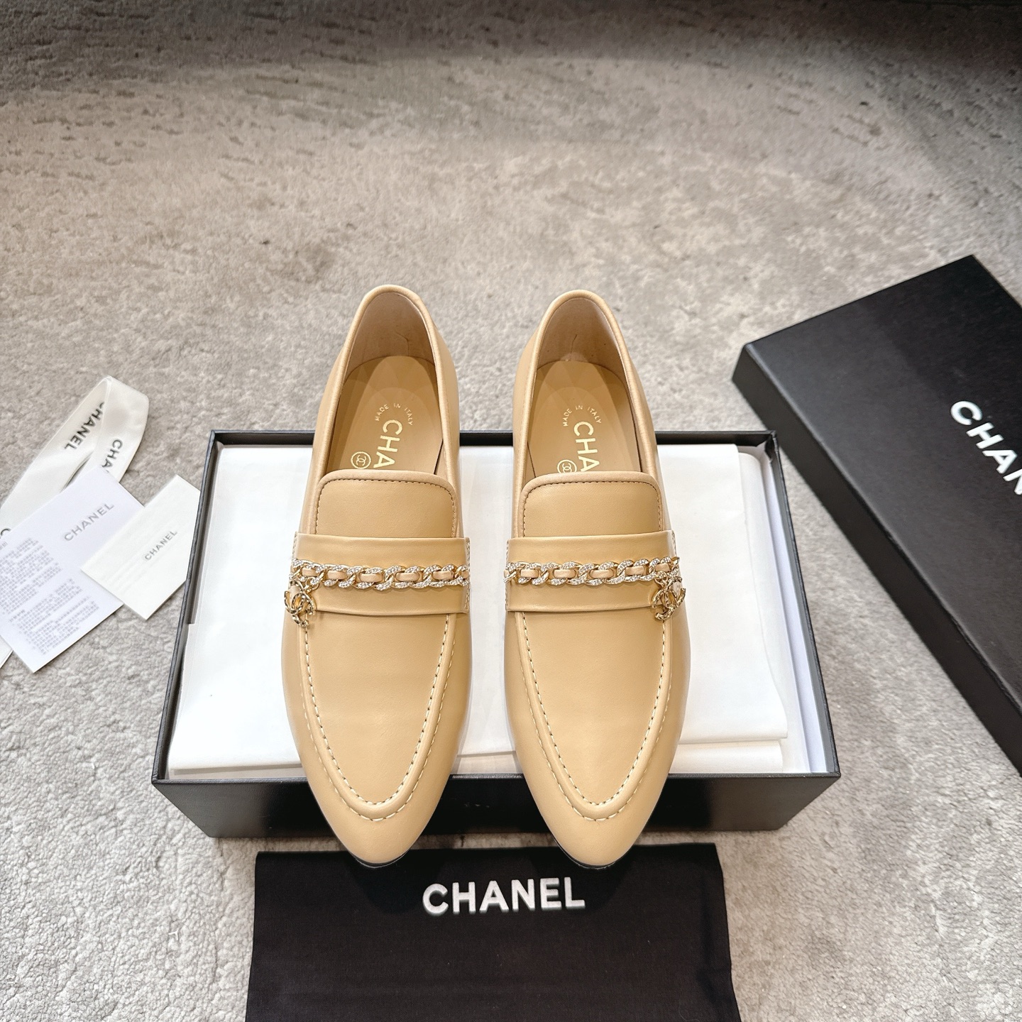 CHANEL мулы  лоферы｜рэтра-раскошныя лоферы｜двайная C металічная зашпілька + воскаваная скура