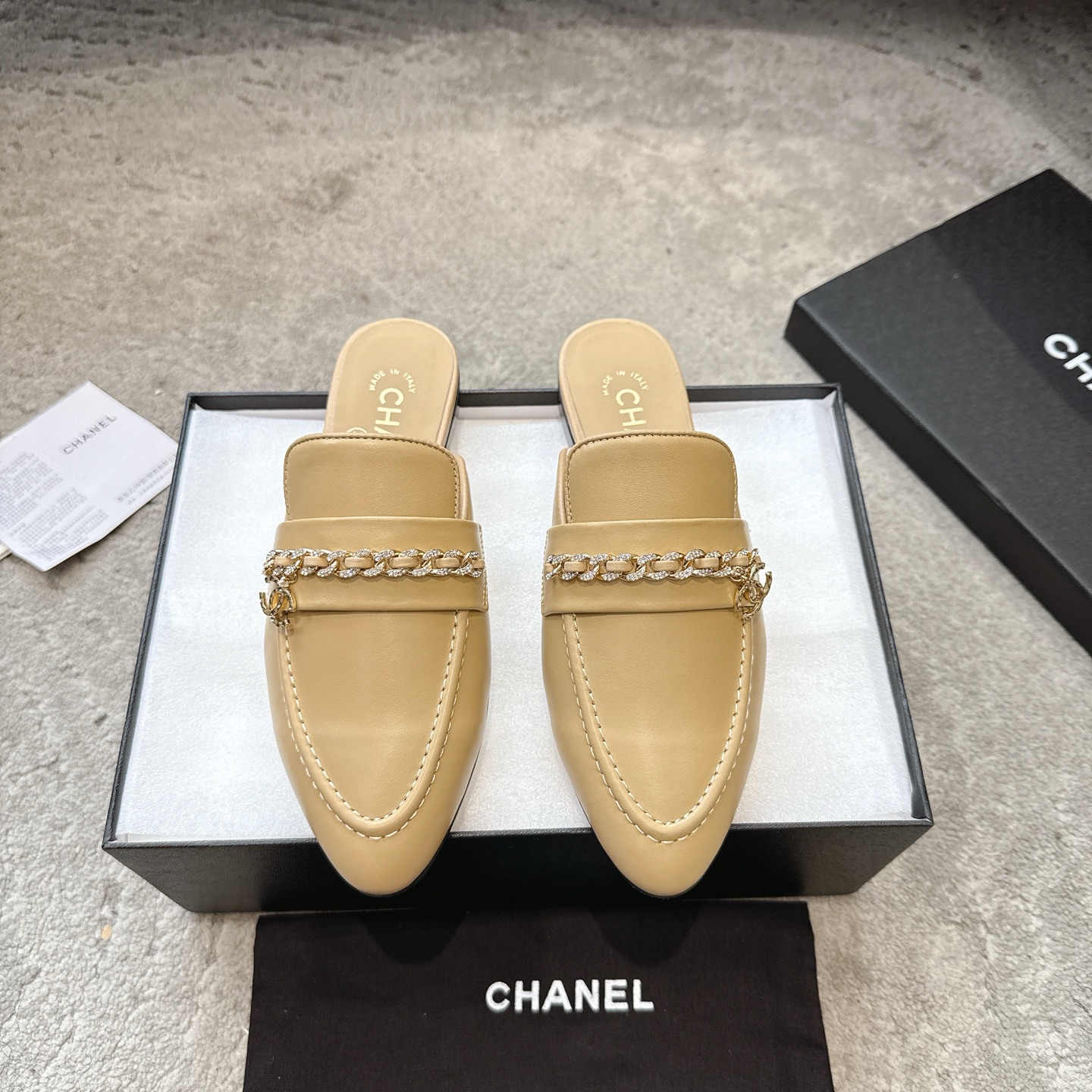 CHANEL мулы  лоферы｜рэтра-раскошныя лоферы｜двайная C металічная спражка + воскаваная скура цяляці