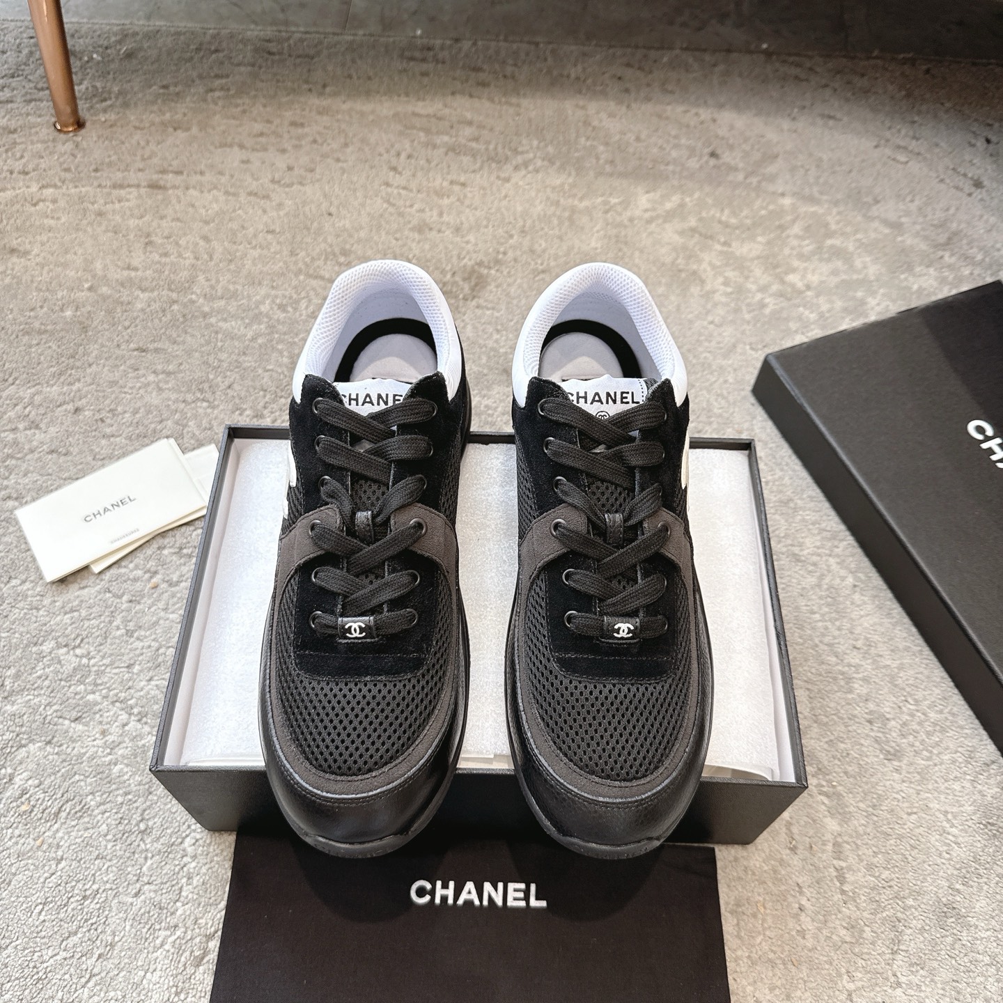 CHANEL кроссовки кежуальные синхронный выпуск с официальным сайтом кежуально-спортивный стиль матовая кожа