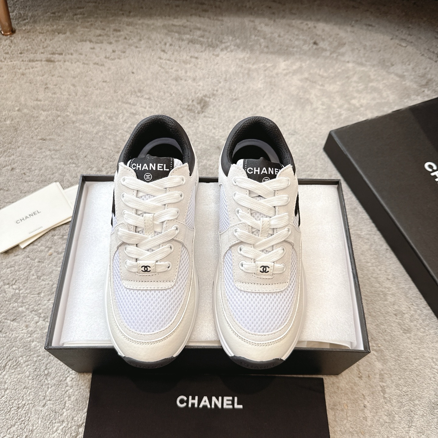 CHANEL кроссовки кежуальные обувь синхронный выпуск с официальным сайтом кежуально-спортивный стиль матовая кожа
