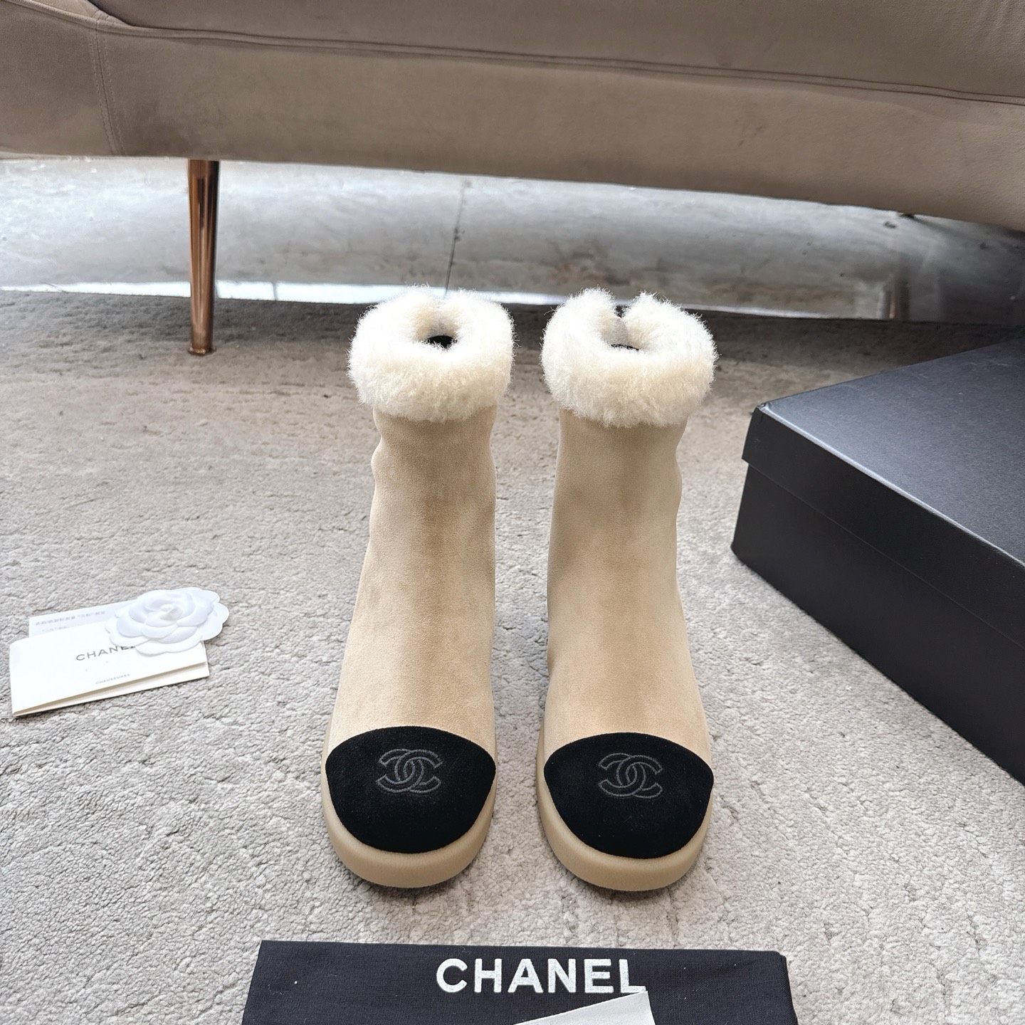 CHANEL 秋冬モデル レディースブーツ スリッポン ストレートブーツ 乗馬ブーツ イタリア製本革底