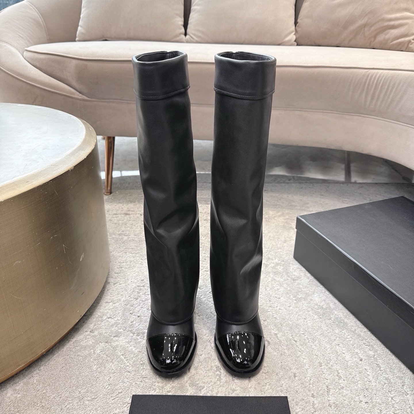 CHANEL 가을/겨울 여성 부츠 슬립온 스트레이트 부츠 라이더 부츠 이탈리아산 천연가죽 아웃솔