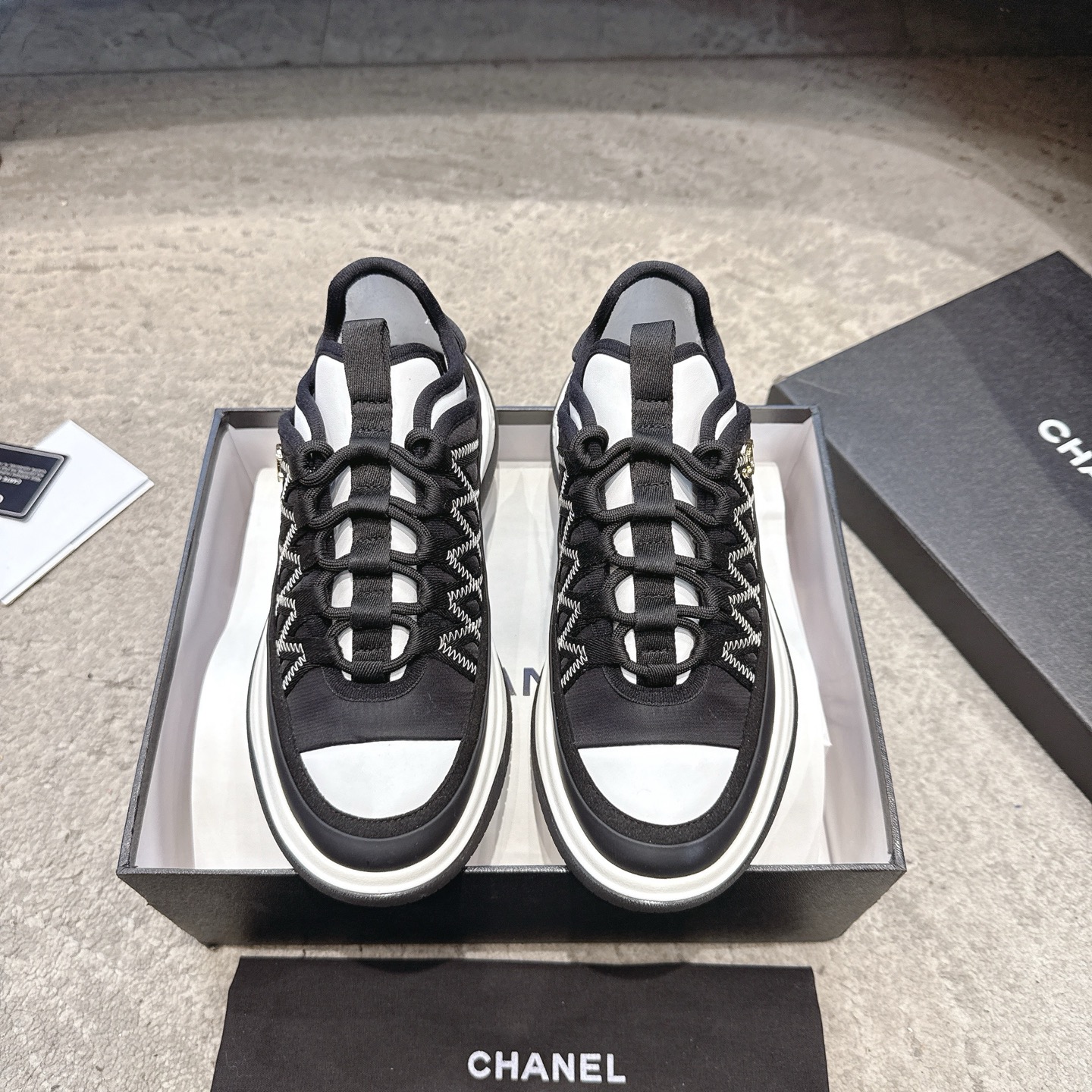 CHANEL vrijetijdsschoenen sneakers｜topklasse uit de boetiek｜meerdere ambachten + colorblock mix-and-match｜volnerf leer