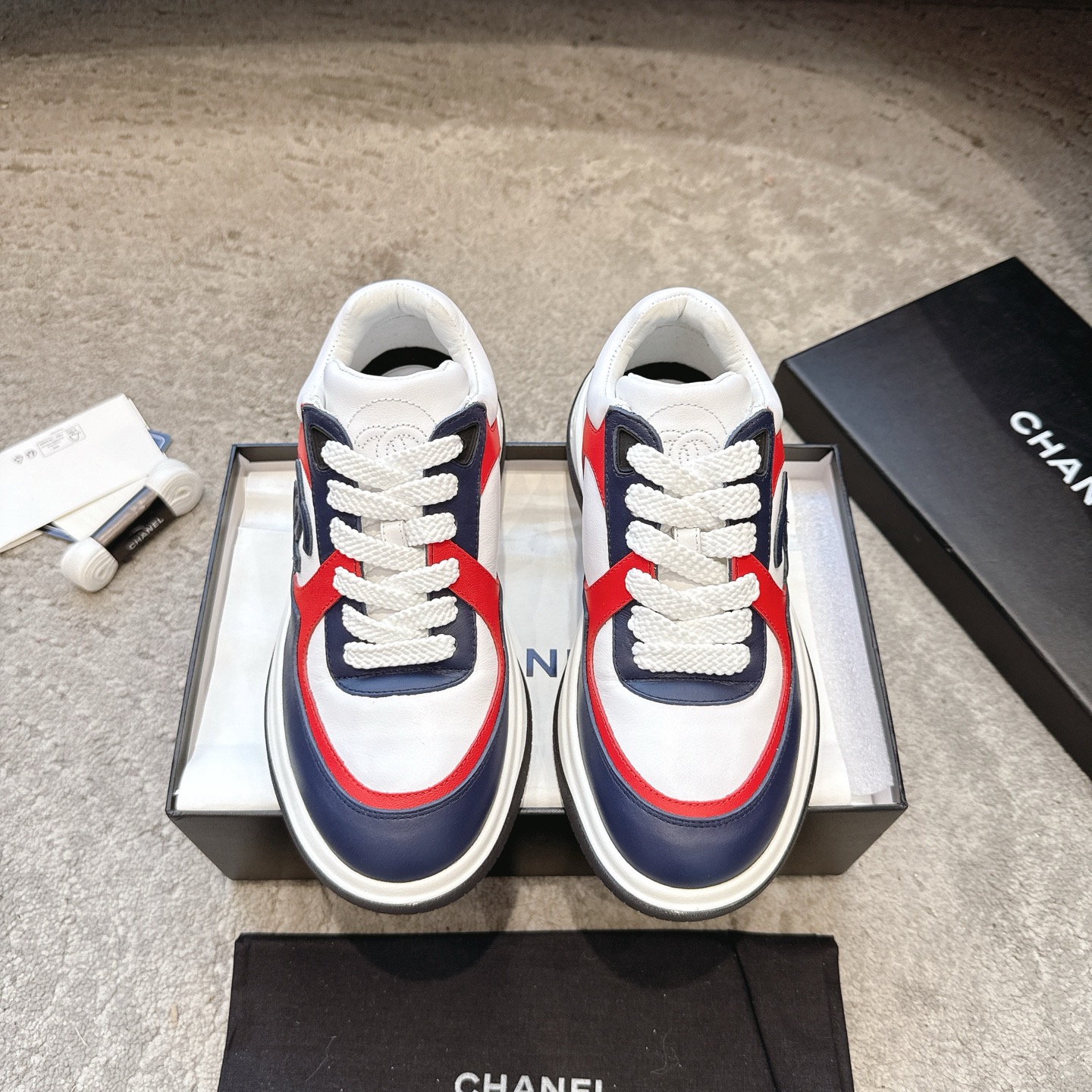 CHANEL vrijetijdsschoenen sneakers｜topklasse uit de boetiek｜meerdere ambachten + colorblock mix-and-match｜volnerf rundsleer