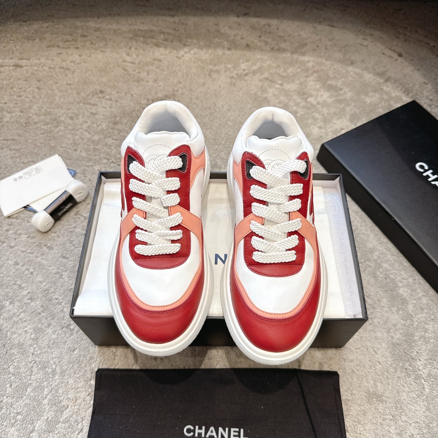 CHANEL vrijetijdsschoenen sneakers｜topklasse uit de boetiek｜meerdere ambachten + colorblock mix-and-match｜volnerf leer