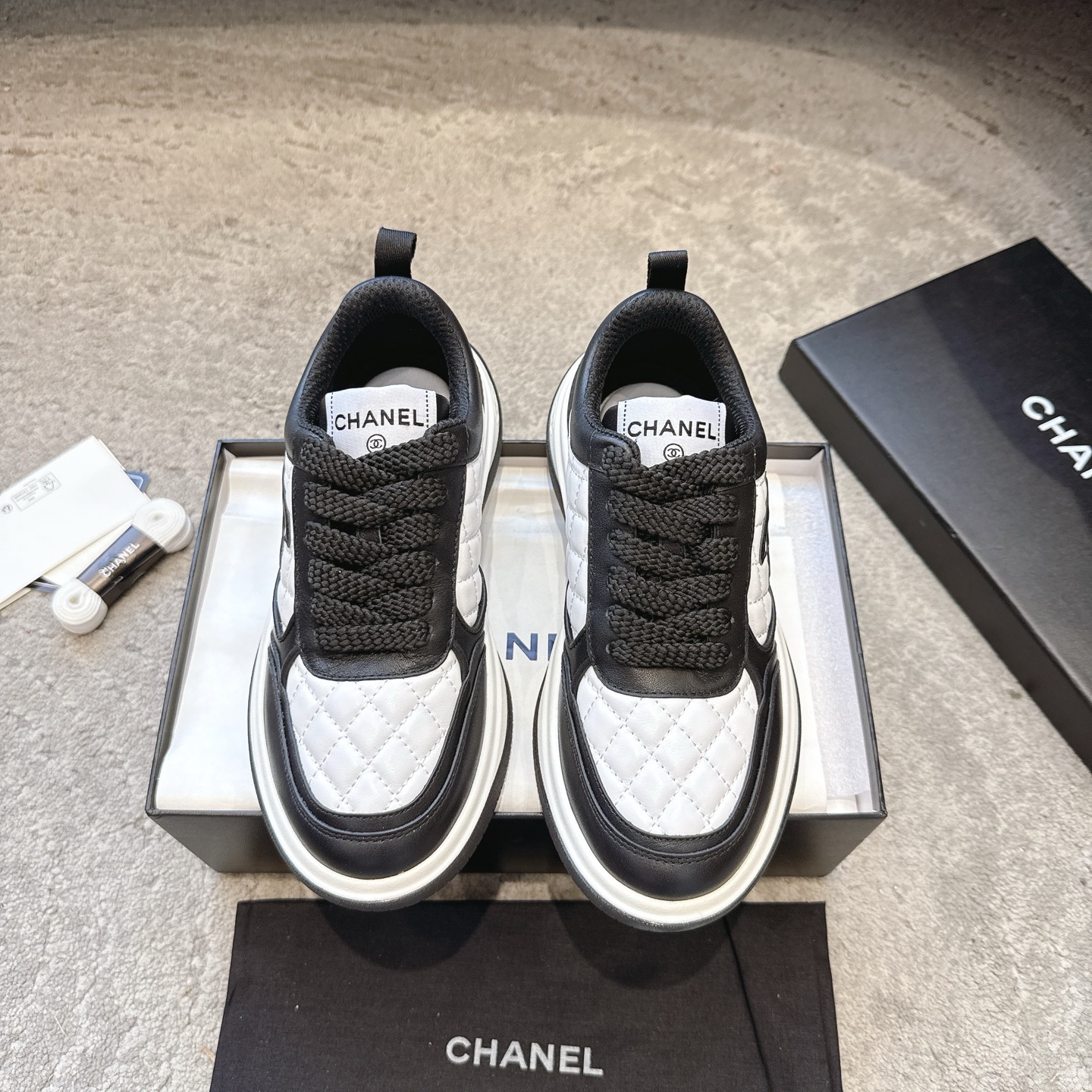 CHANEL vrijetijdsschoenen sneakers｜topklasse boetiek｜meerdere ambachten + colorblock mix-and-match｜volnerf leer