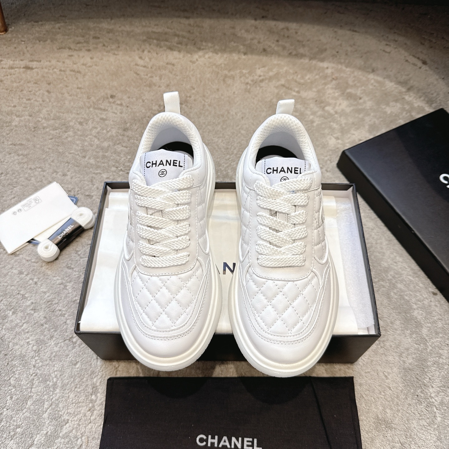 CHANEL vrijetijdsschoenen sneakers｜topklasse boetiek｜meerdere ambachten + colorblock mix｜volnerf leer