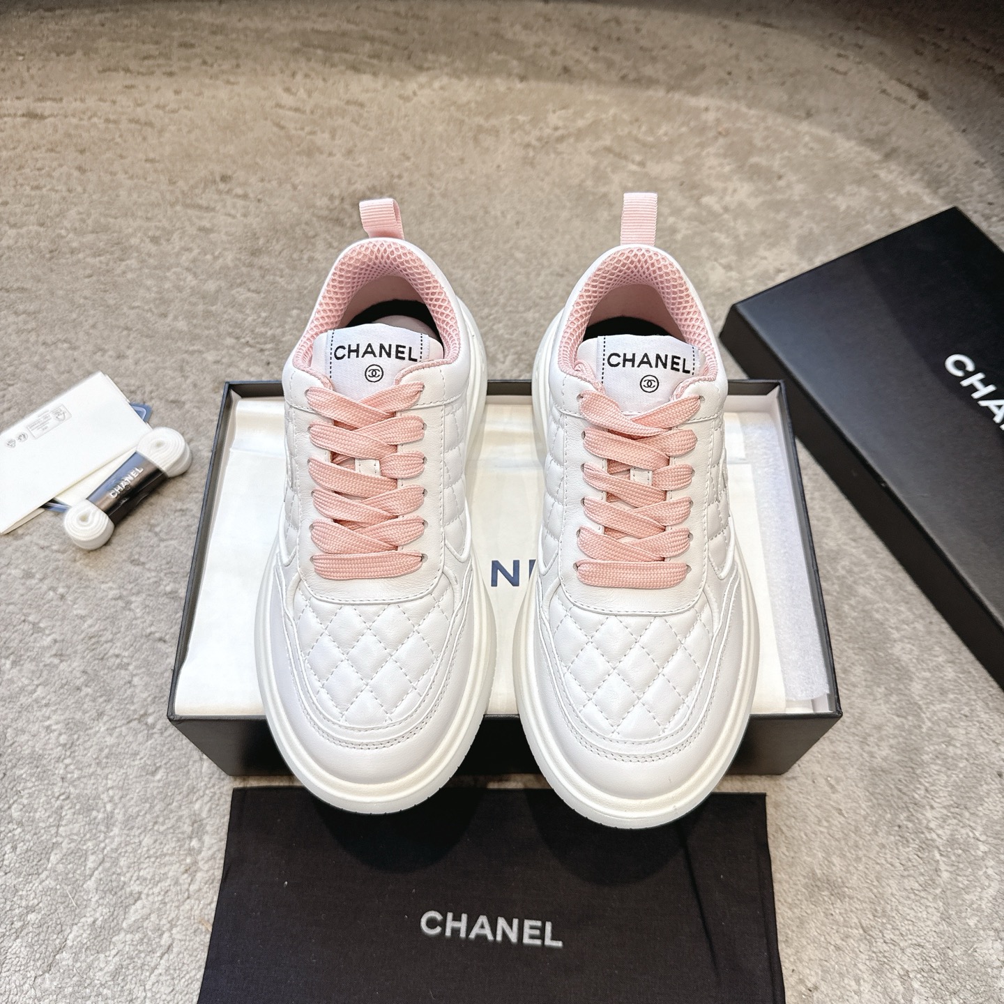 CHANEL vrijetijdsschoenen sneakers｜topklasse uit de boetiek｜meerdere ambachten + colorblock mix-and-match｜volnerf leer