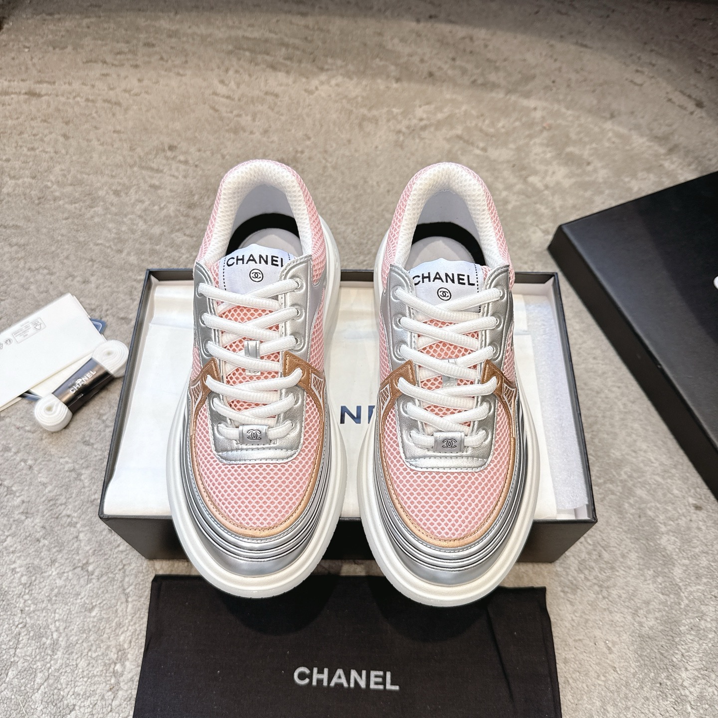 CHANEL vrijetijdsschoenen sneakers｜topklasse uit de boetiek｜meerdere ambachten + colorblock mix-and-match｜volnerf leer