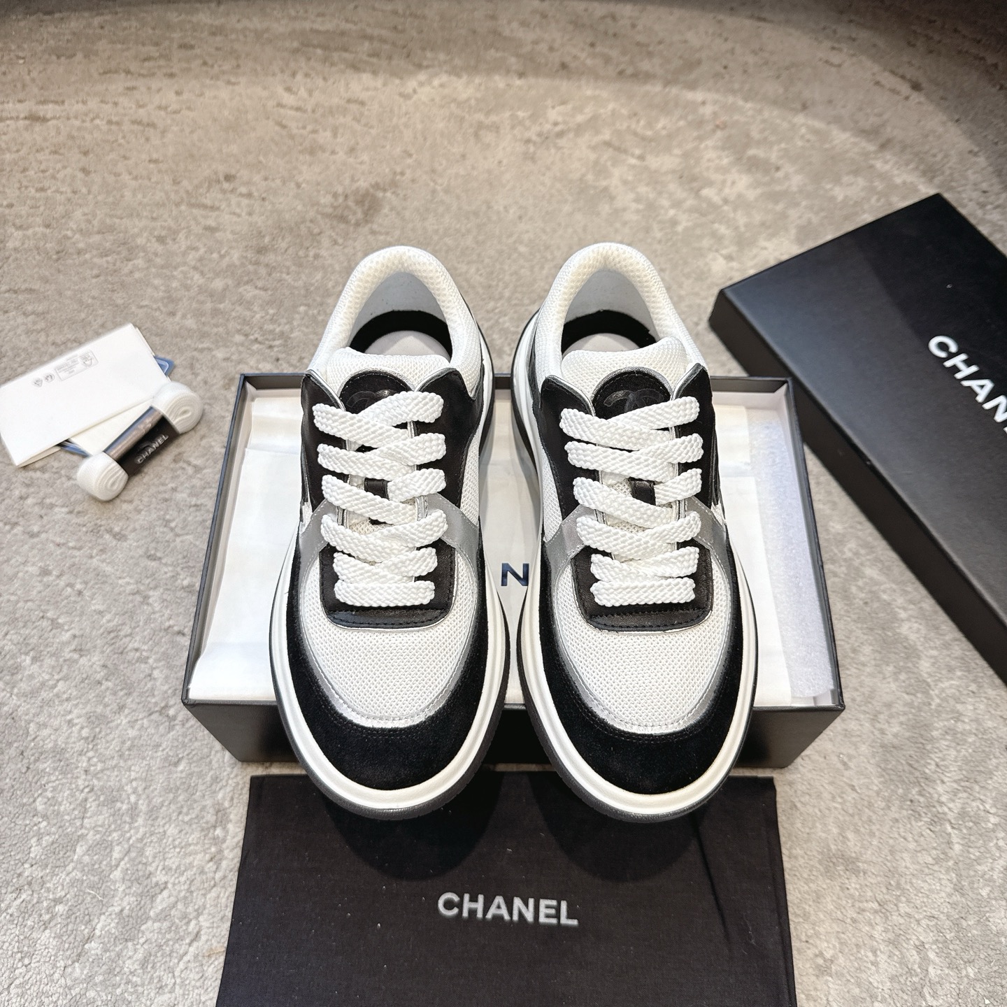 CHANEL vrijetijdsschoenen sneakers｜Topklasse boetiek｜Meerdere technieken + colorblock mix-and-match｜Volnerf leer