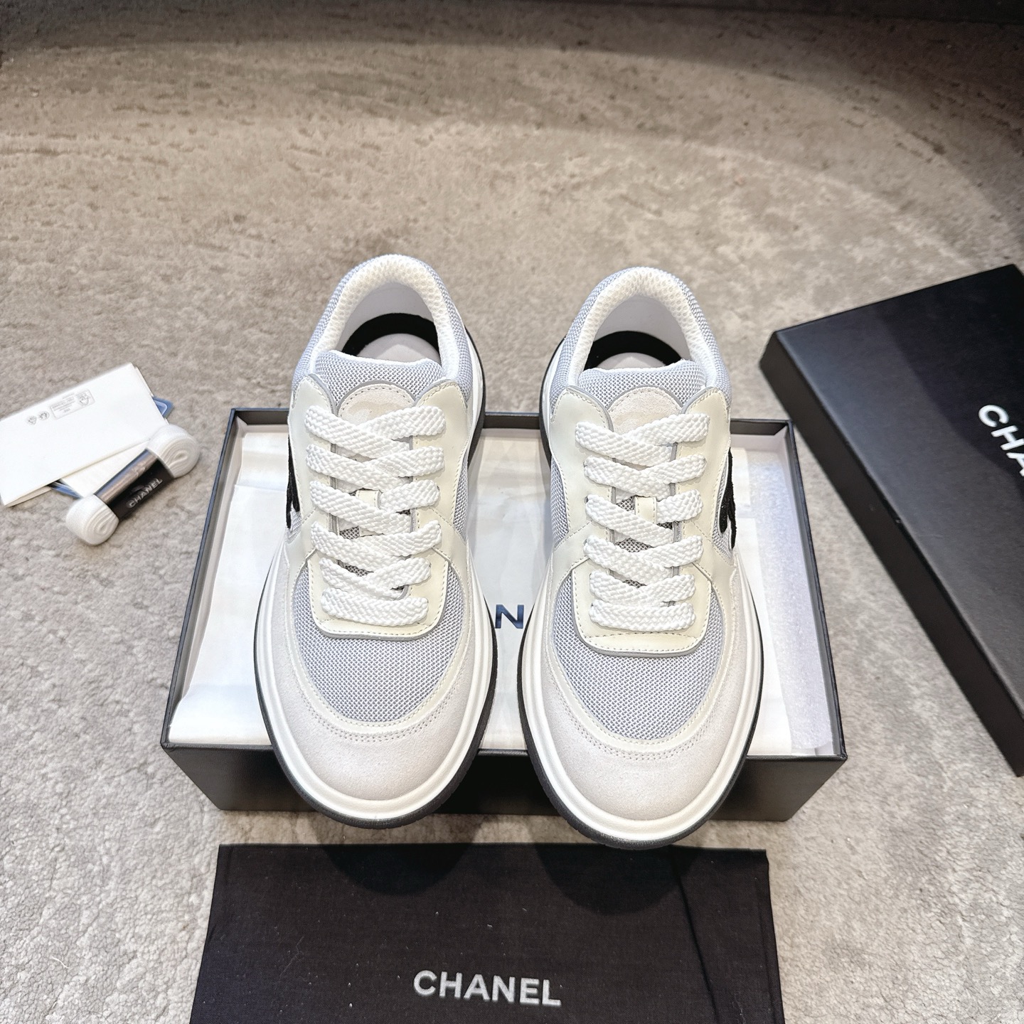 CHANEL vrijetijdsschoenen sneakers｜topklasse boutique｜meerdere ambachten+contrasterende kleurenmix｜volnerf rundsleer