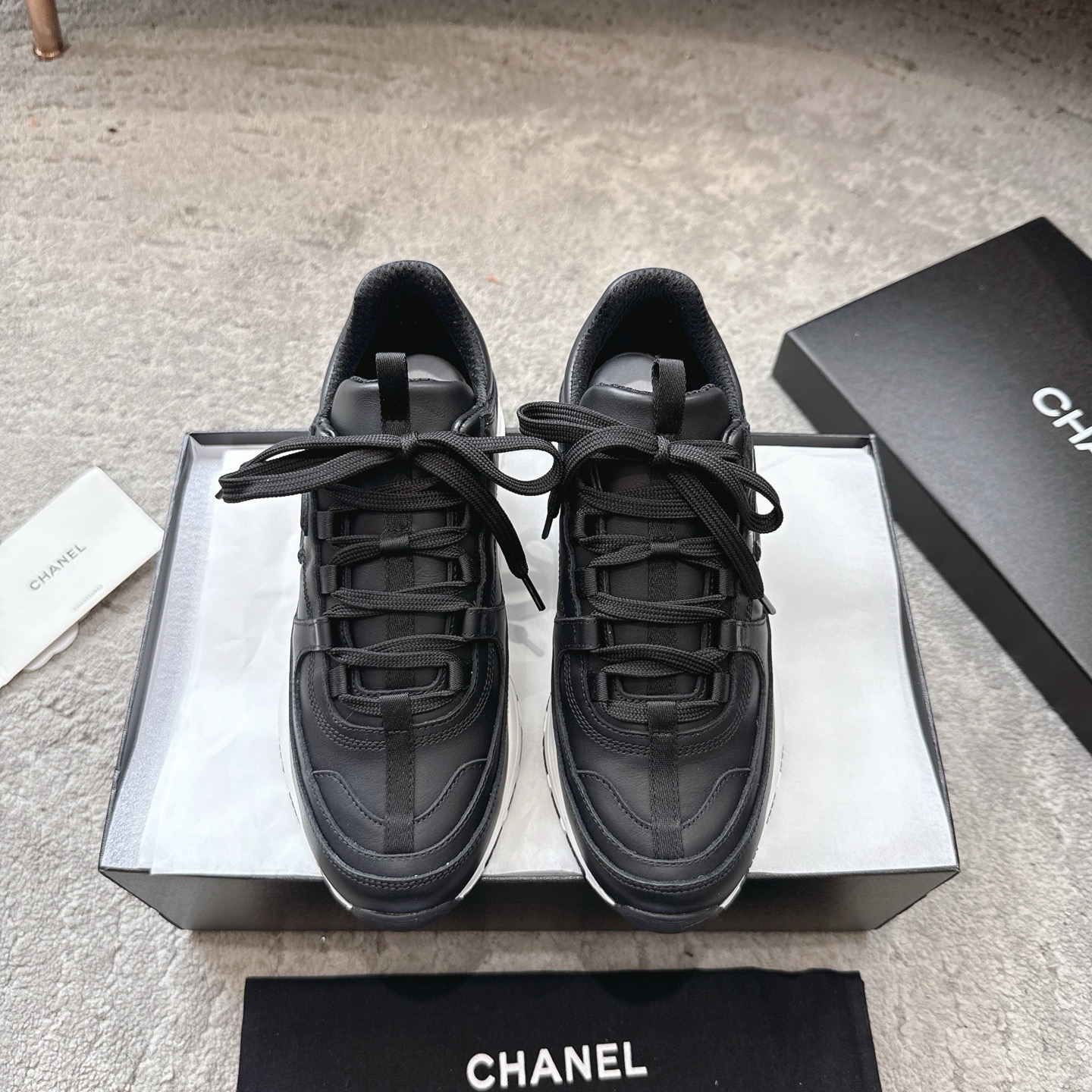 CHANEL кроссовки кежуальные｜люкс бутика｜многослойная отделка + контрастные сочетания｜натуральная кожа первого слоя