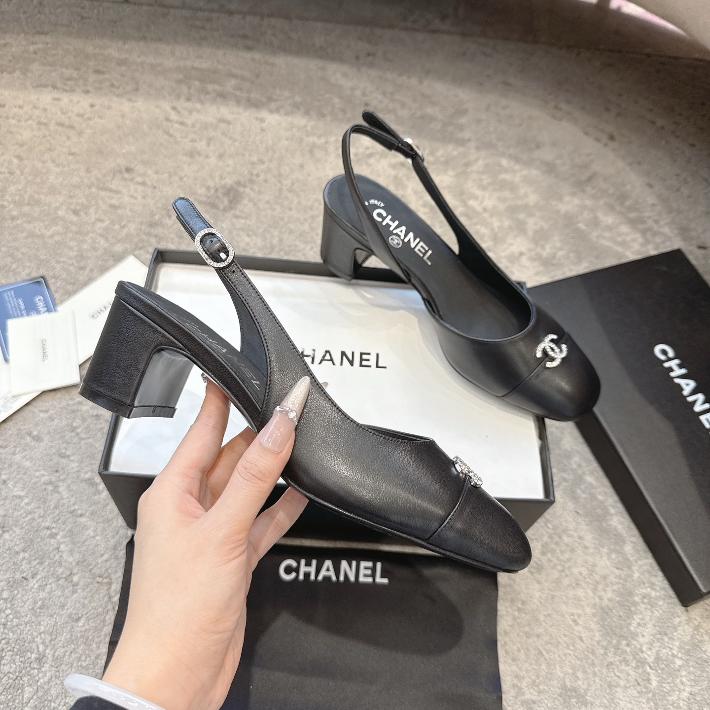 Chanel CHANEL 链条凉鞋