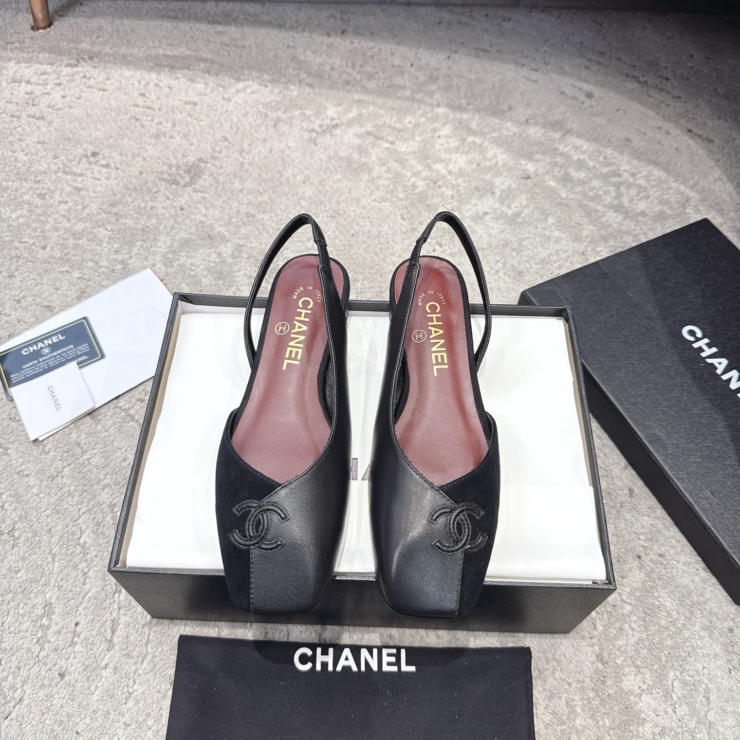 Сандалии CHANEL из телячьей кожи, визуально удлиняют ноги, элегантная модель
