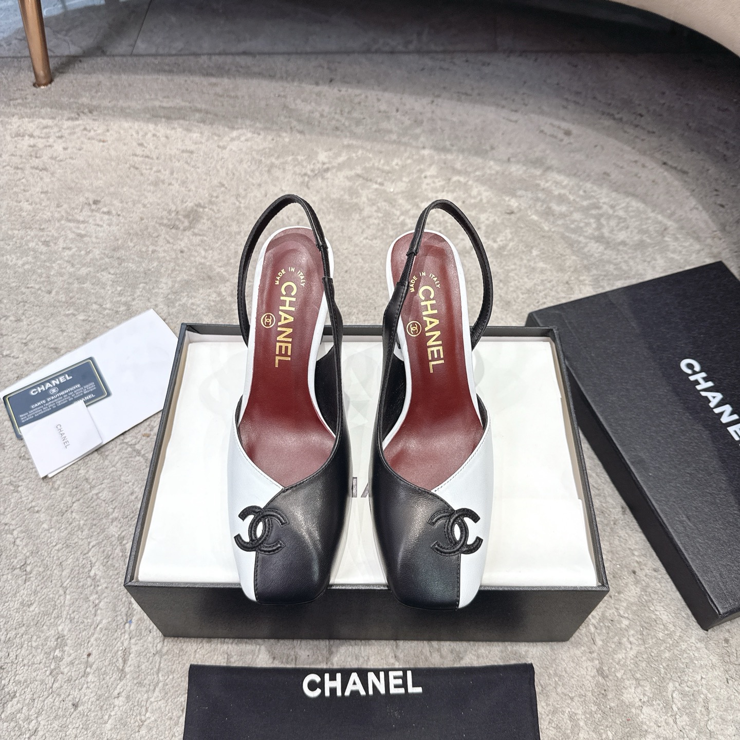 CHANEL сандалии из телячьей кожи, визуально удлиняют ноги, элегантная модель