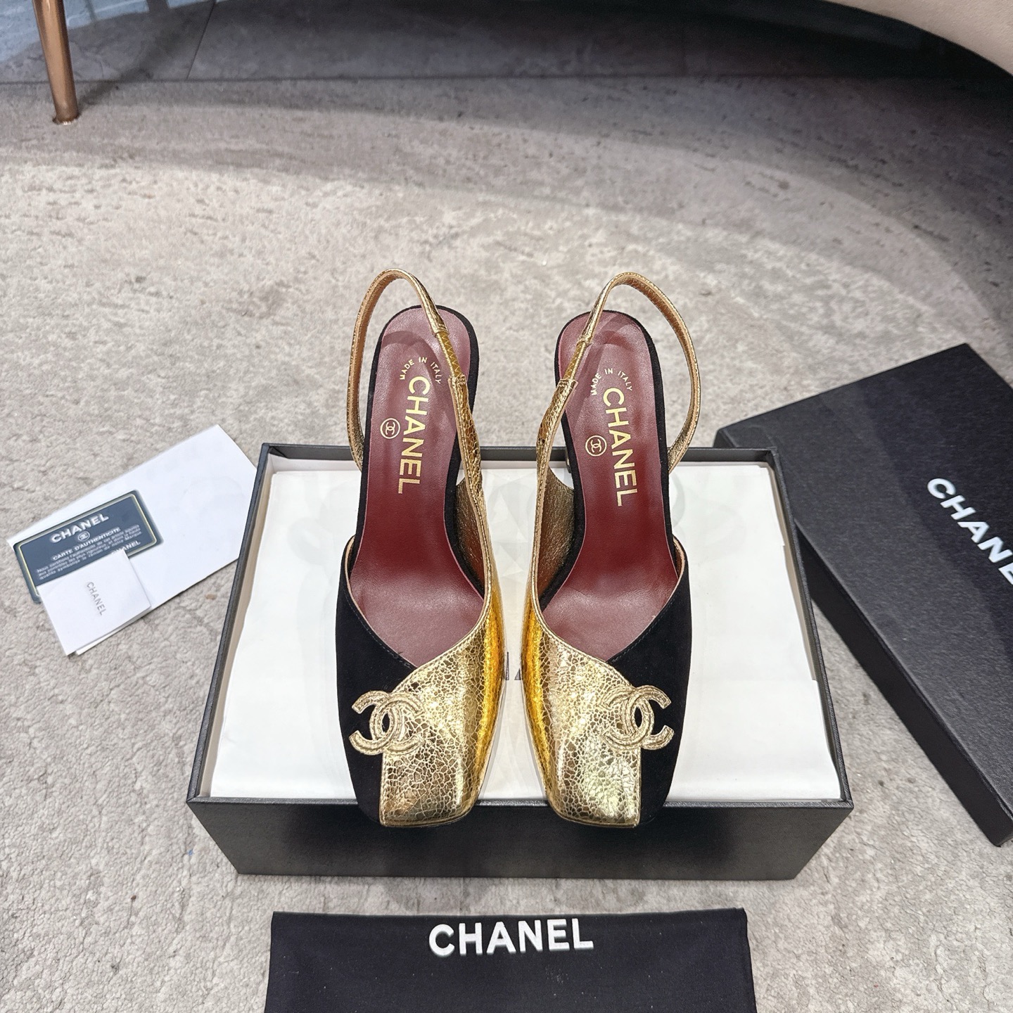 CHANEL сандалии из телячьей кожи, визуально удлиняют ноги, элегантная модель