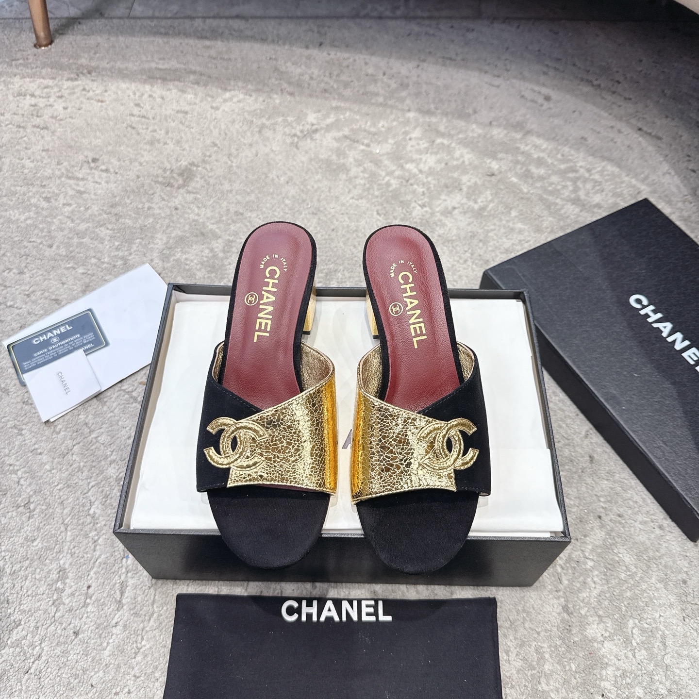 CHANEL сандалии из телячьей кожи, визуально удлиняют ноги, элегантная модель