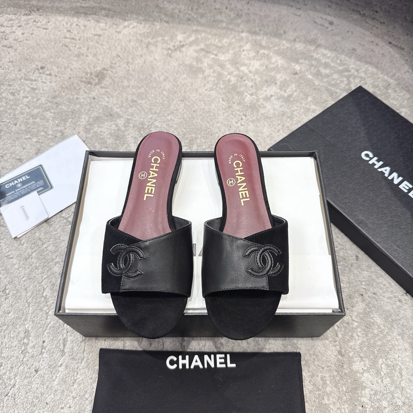 CHANEL сандалии из телячьей кожи, визуально удлиняют ноги, элегантная модель