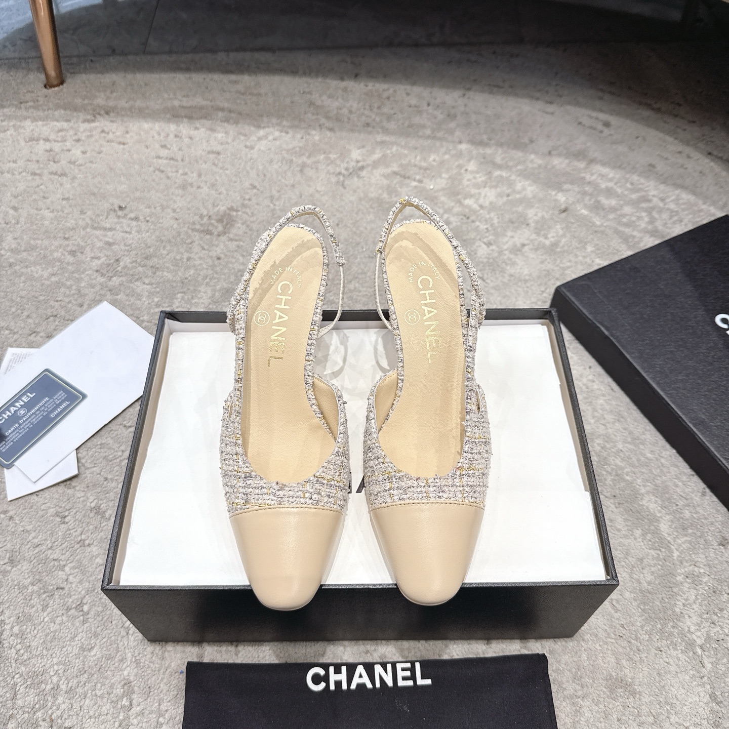 CHANEL сандалии из телячьей кожи, визуально удлиняют ноги, элегантная модель