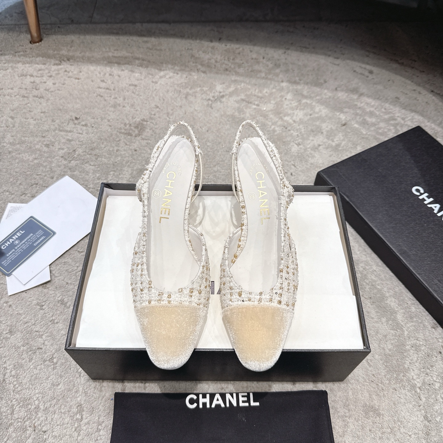 CHANEL сандалии из телячьей кожи, визуально удлиняют ноги, элегантная модель