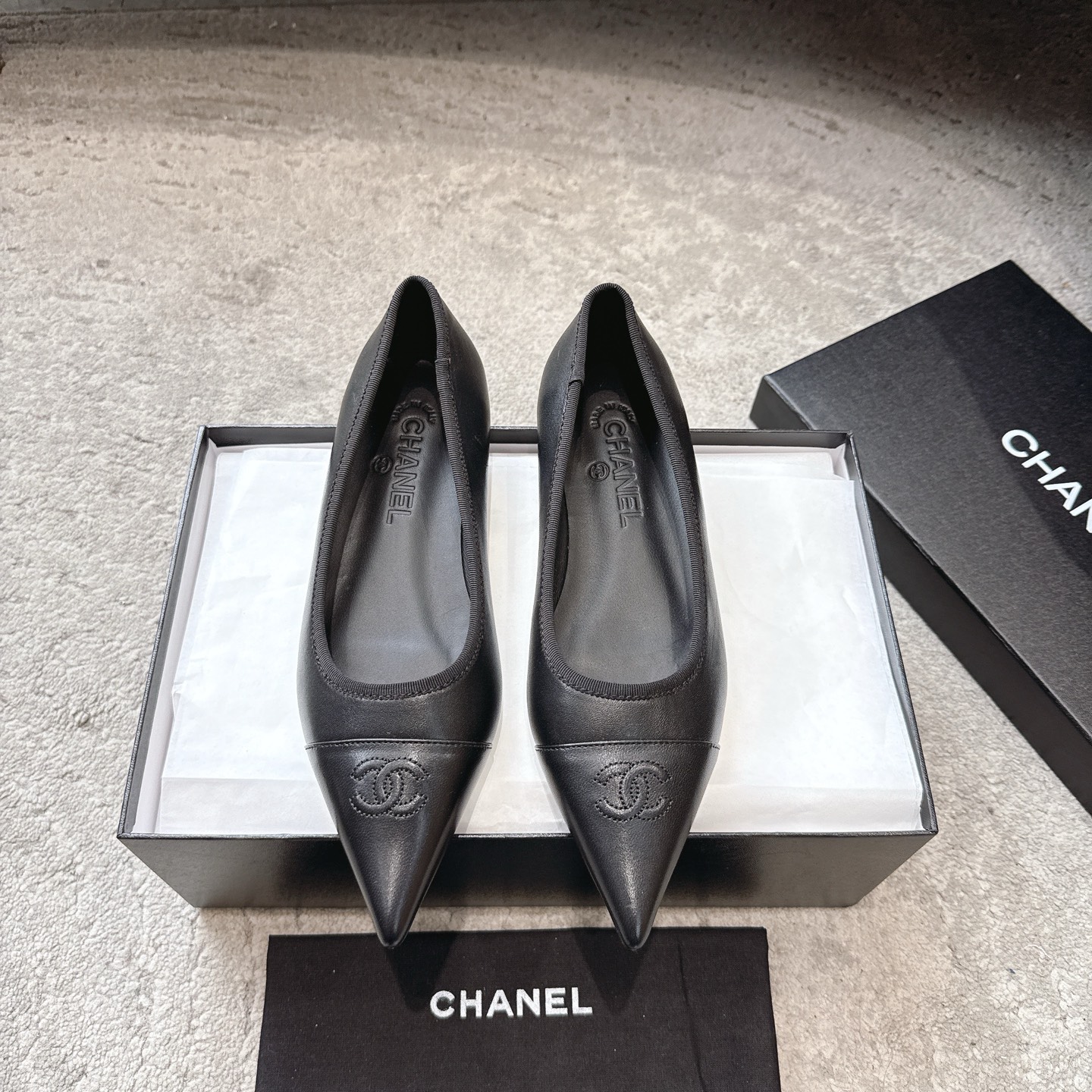 CHANEL сандалии из телячьей кожи, визуально удлиняют ноги, элегантная модель