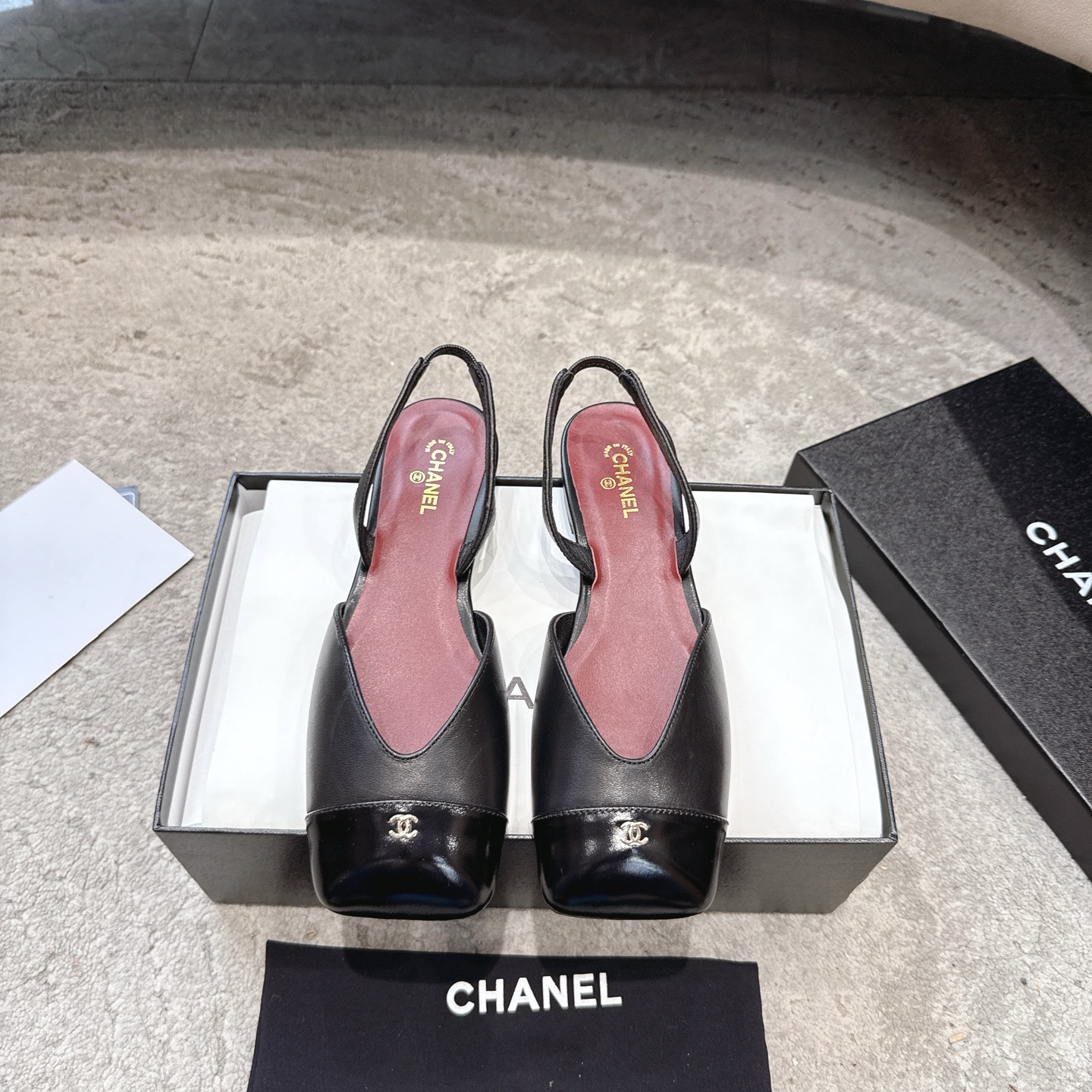 CHANEL сандалии из телячьей кожи, визуально удлиняют ноги, элегантная модель