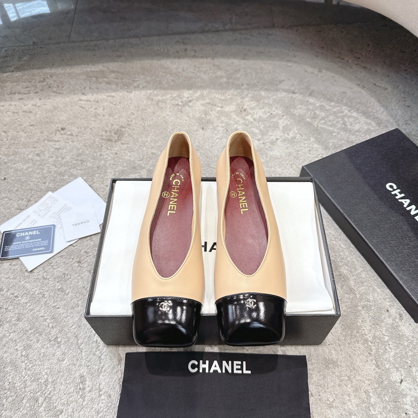 CHANEL Mary Jane sandales défilé, doublure en agneau, semelle en cuir véritable italien, illumine le teint et rehausse l'allure
