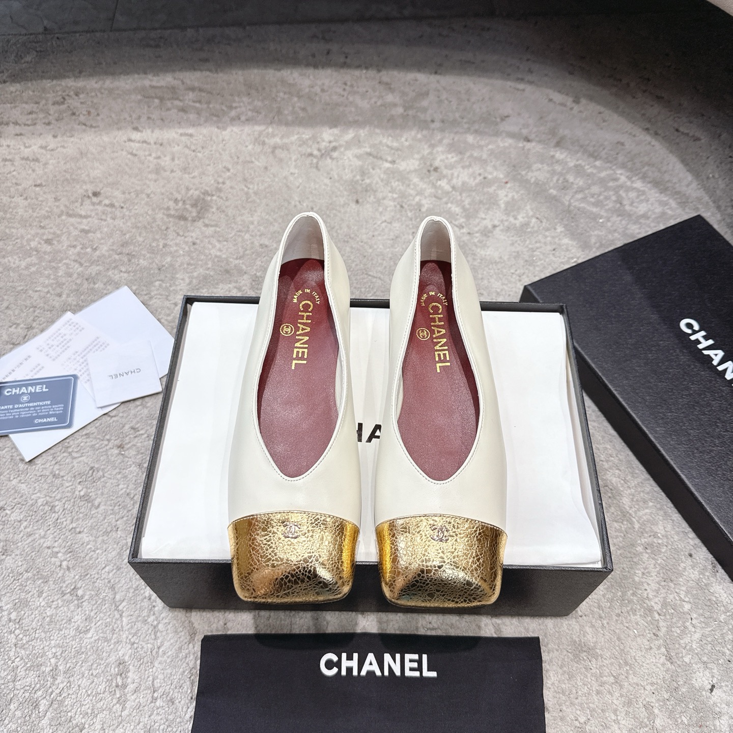 CHANEL Mary Jane Sandales Défilé Doublure en agneau Semelle en cuir véritable italien Illumine le teint et rehausse l'allure