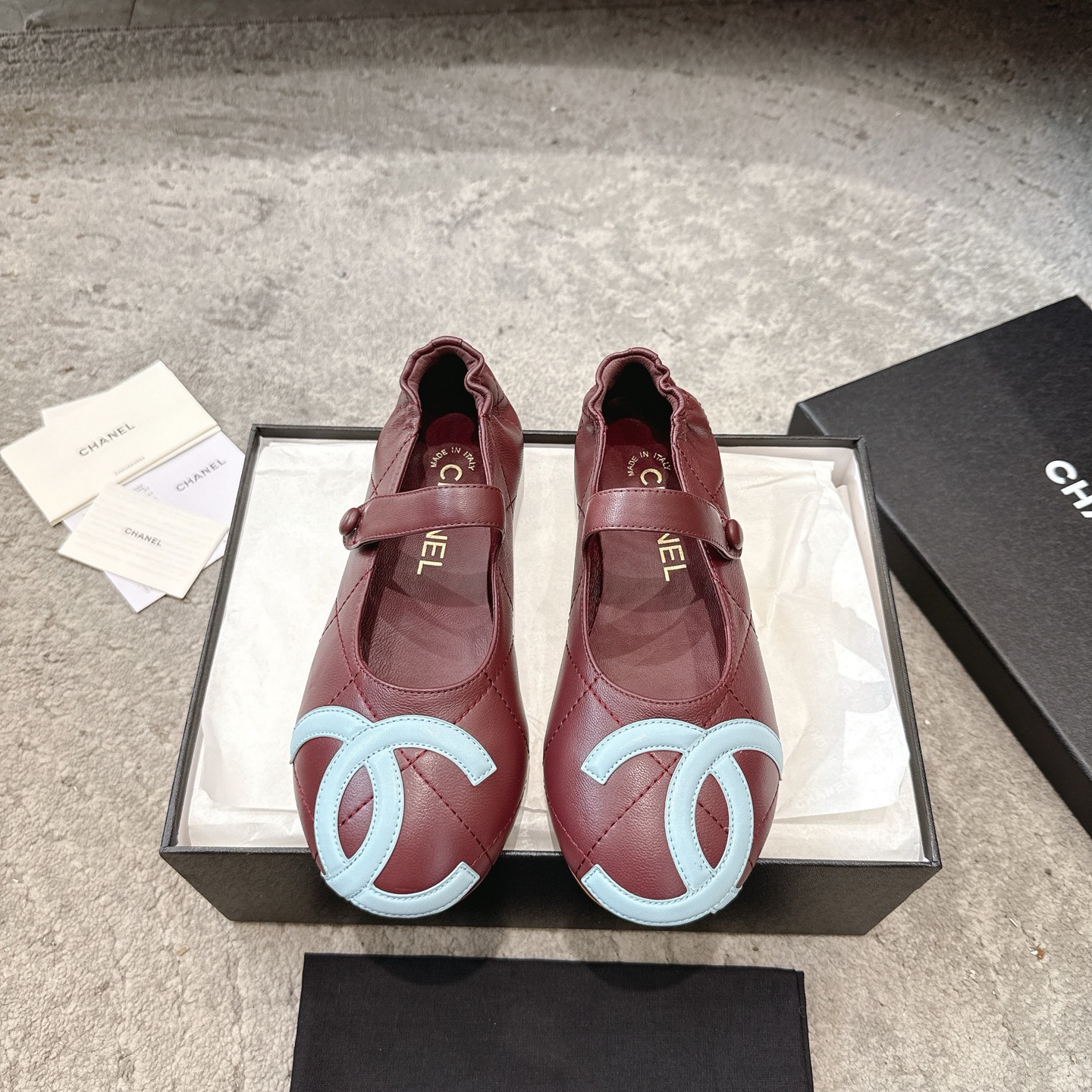 CHANEL Mary Jane Sandales Défilé Doublure en agneau Semelle en cuir véritable italien Illumine le teint et rehausse l'allure