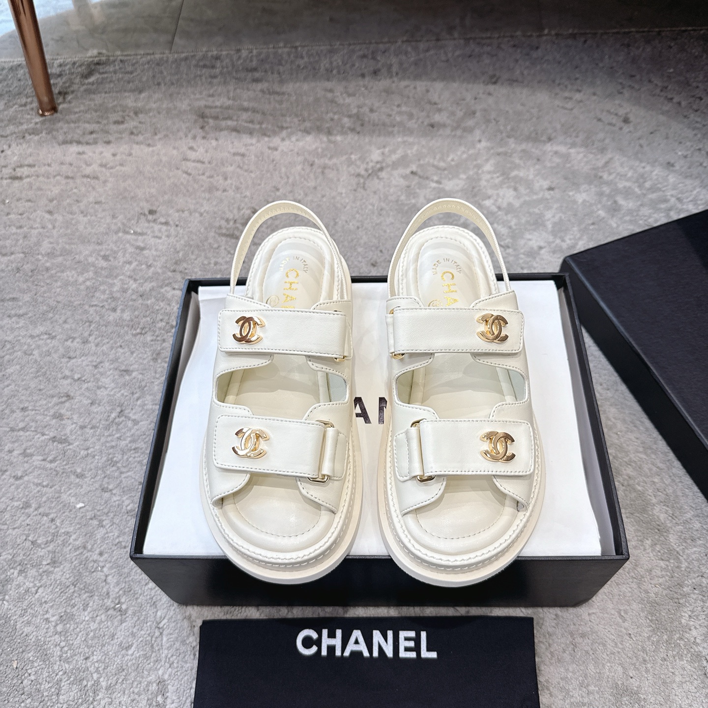 CHANEL Sandals Cowhide Flattering for Fair Skin Elegant Style