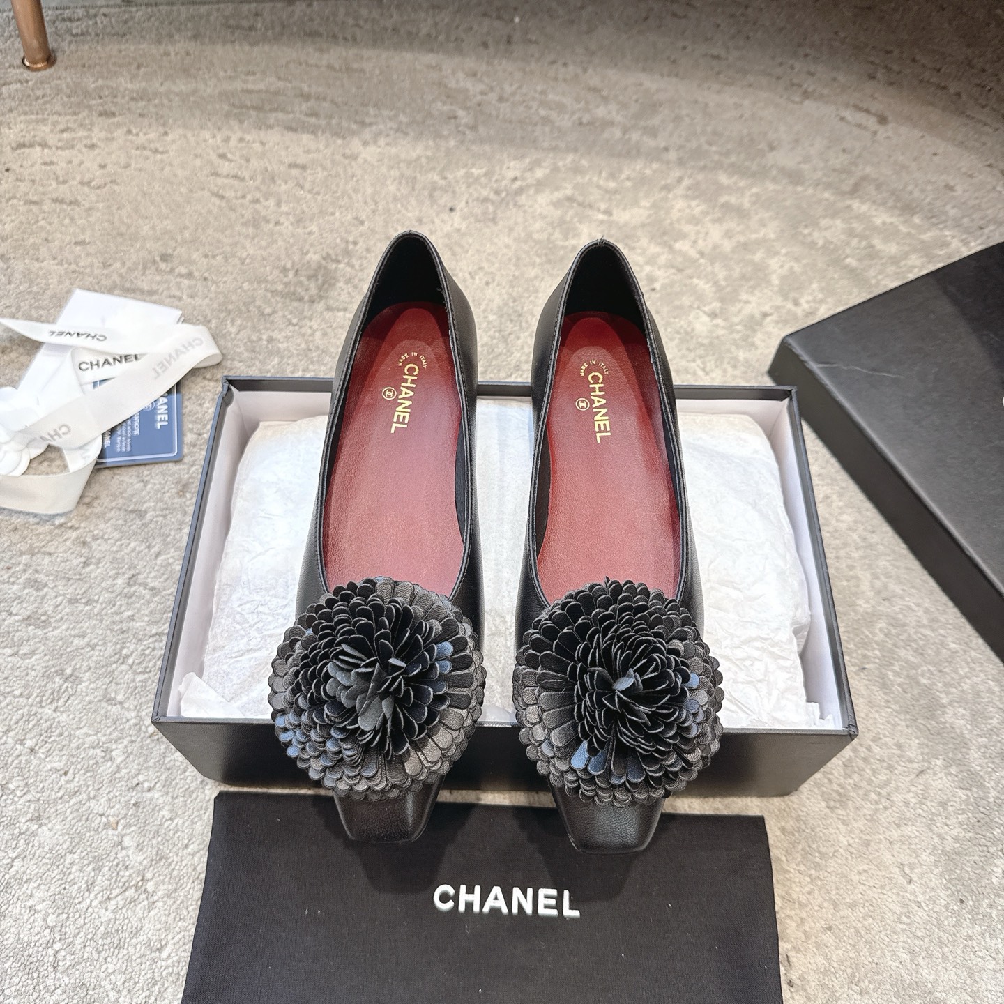 CHANEL Mary Jane sandales défilé, doublure en agneau, semelle extérieure en cuir véritable d'Italie, illumine le teint et rehausse l'allure