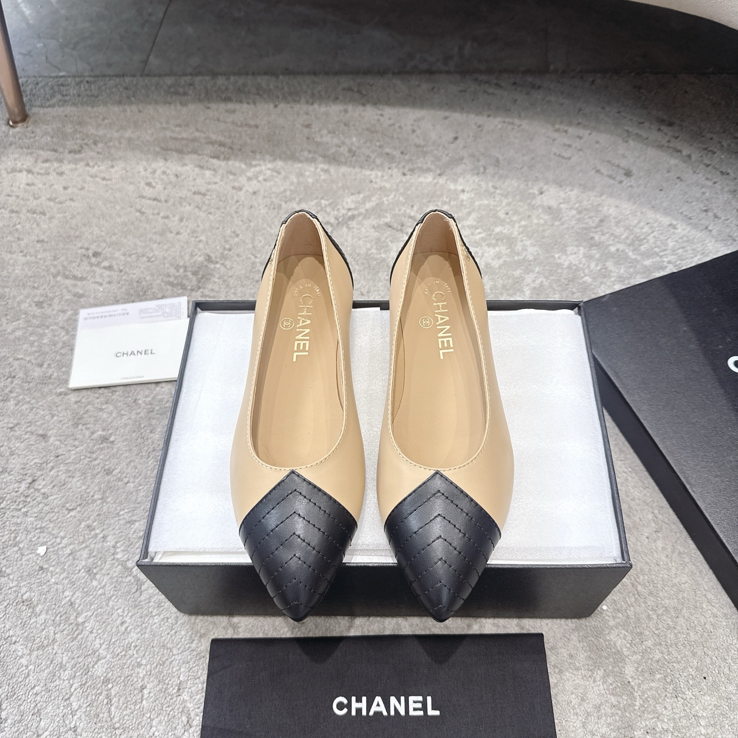 CHANEL Mary Jane sandalen catwalkmodel schapenleren binnenvoering Italiaanse echte leren zool laat huid stralen en verhoogt uitstraling
