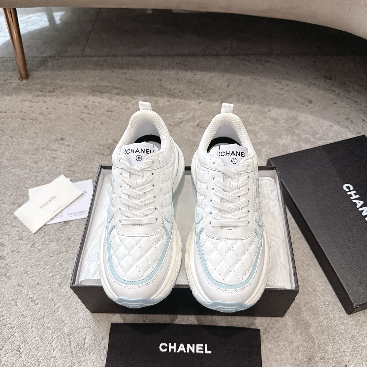 CHANEL кроссовки и спортивная обувь｜люкс из бутика｜многослойная отделка + контрастные сочетания｜натуральная кожа