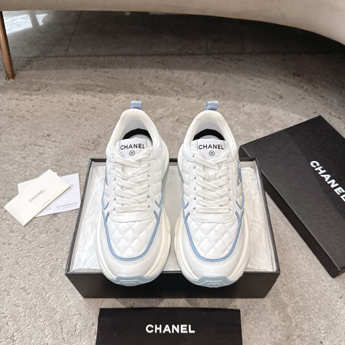 CHANEL кроссовки кежуальные｜люкс бутик｜многослойная отделка + контрастные сочетания｜натуральная кожа