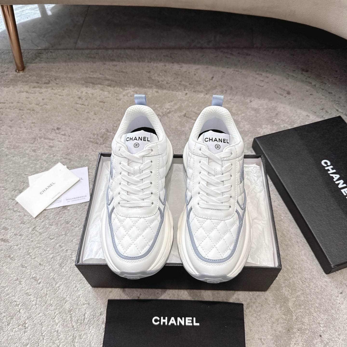 CHANEL кроссовки кежуальные｜люкс бутика｜многослойная отделка + контрастные сочетания｜натуральная кожа