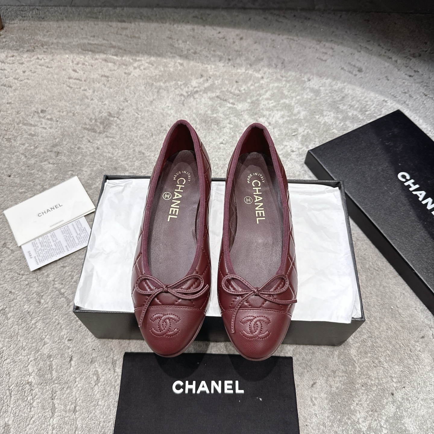 CHANEL классические балетки со звездой из лаковой кожи и импортного тонкого бархата на итальянской кожаной подошве
