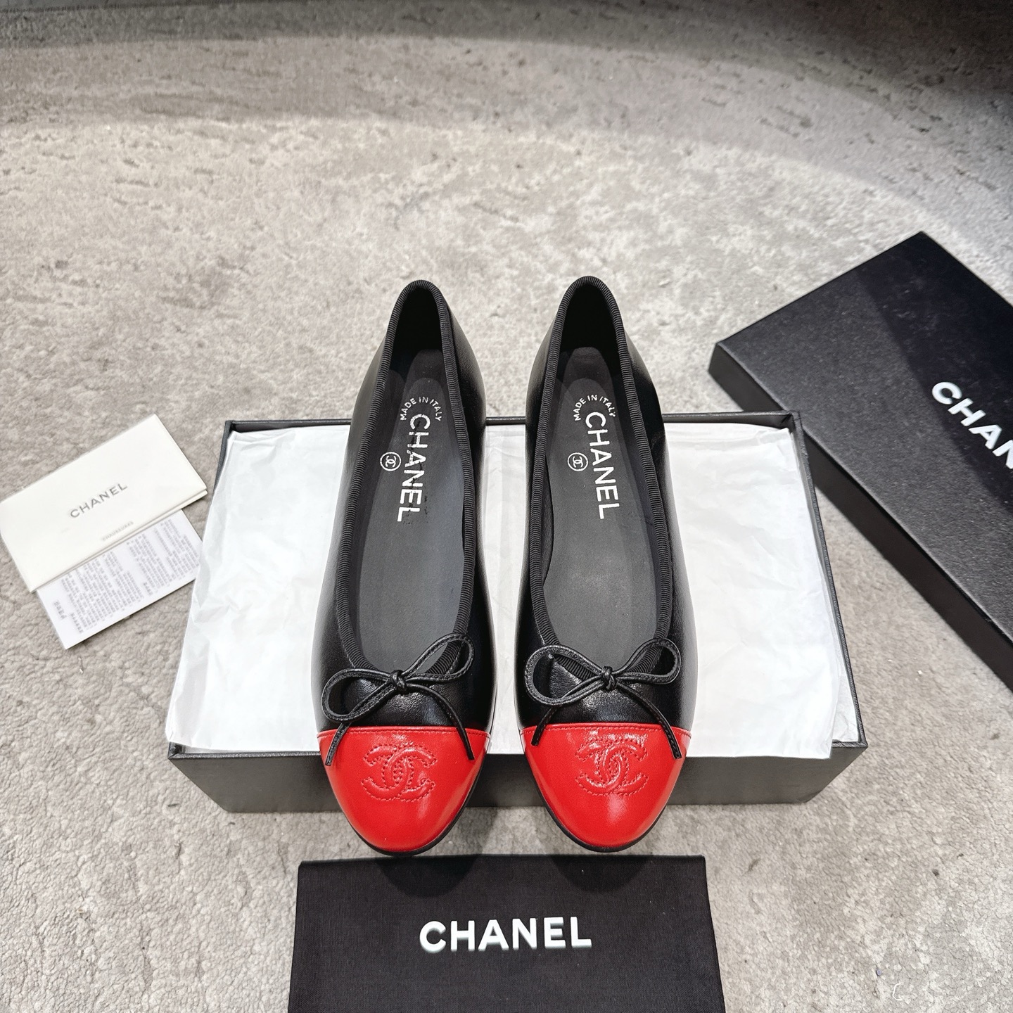 CHANEL классические балетки со звездой из лаковой кожи и импортного тонкого бархата на итальянской кожаной подошве