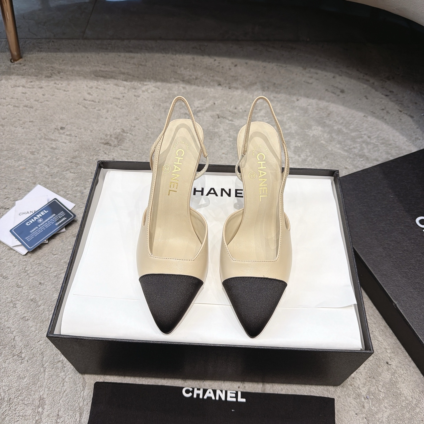CHANEL トップクラス カウンター級 Sling-back オーダーメイド 白百合同款 混種シープスキン+グリッター切替