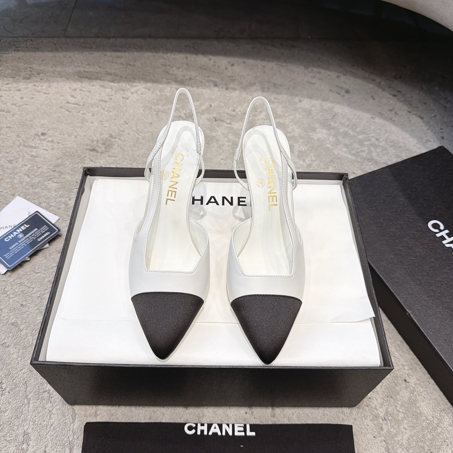 CHANEL トップクラス カウンター級 Sling-back オーダーメイド 白百合同款 混種シープスキン+グリッター切替