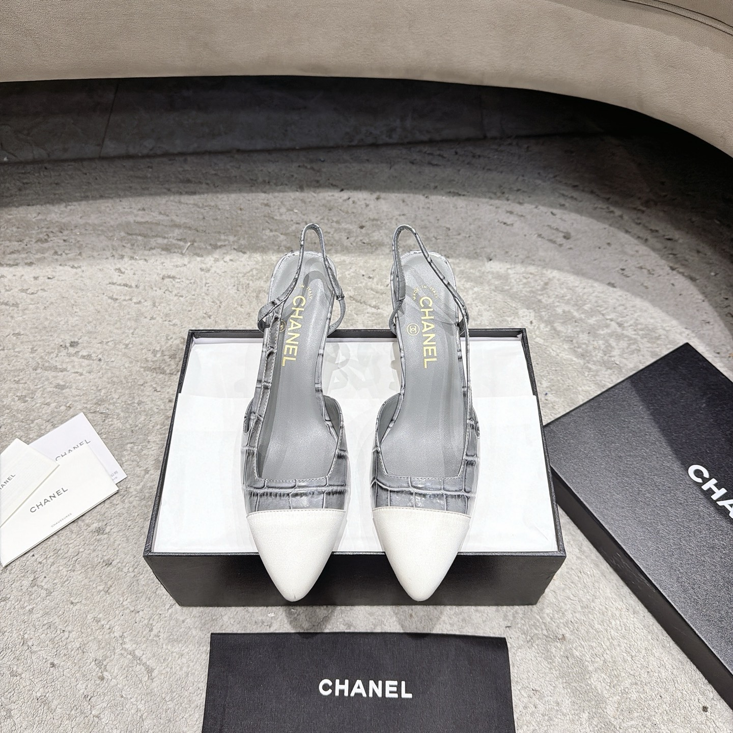 CHANEL トップクラス カウンター級 Sling-back カスタム 白百合同款 混種シープスキン+グリッター切替