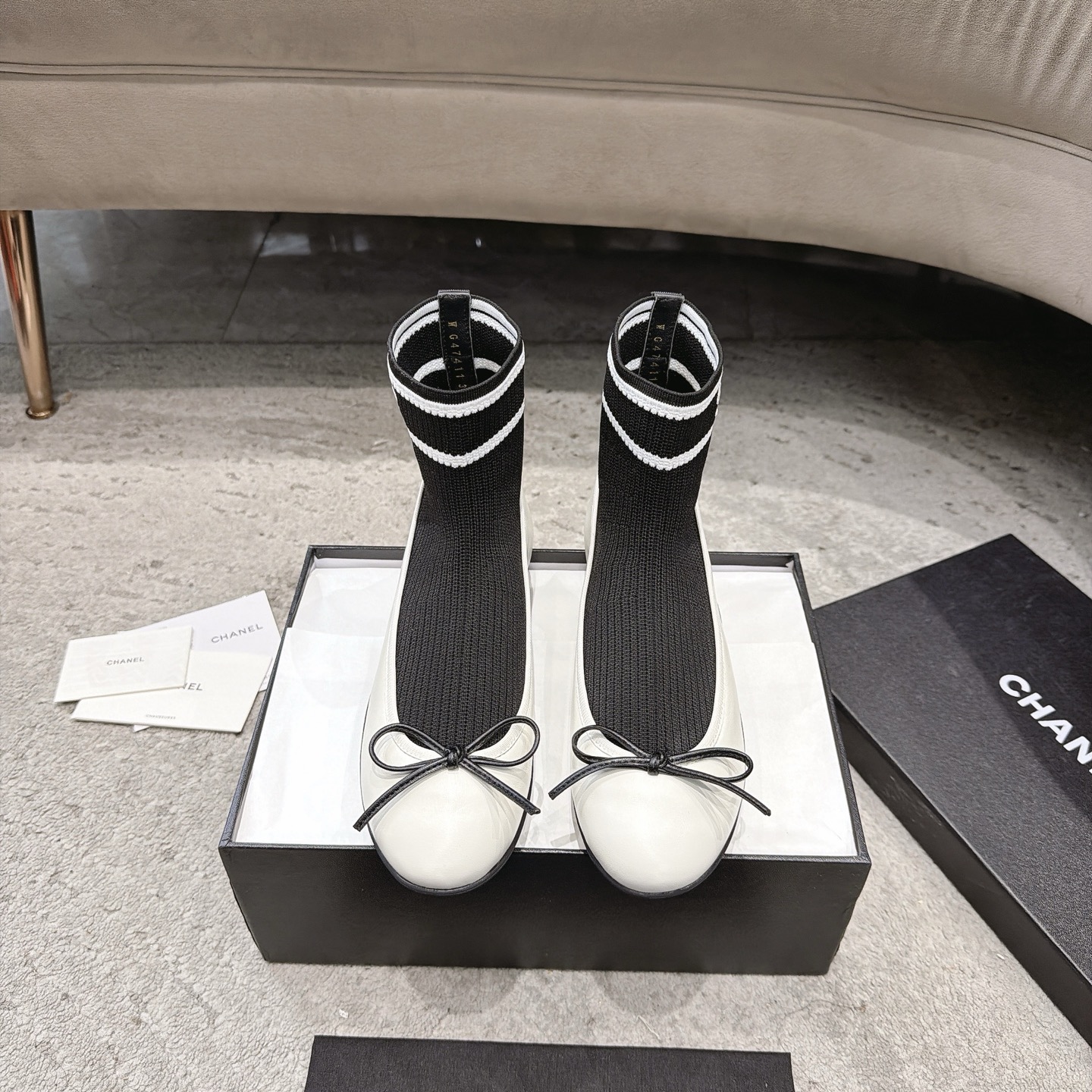 CHANEL классические балетки со звездой из лаковой кожи и импортного тонкого бархата на итальянской кожаной подошве