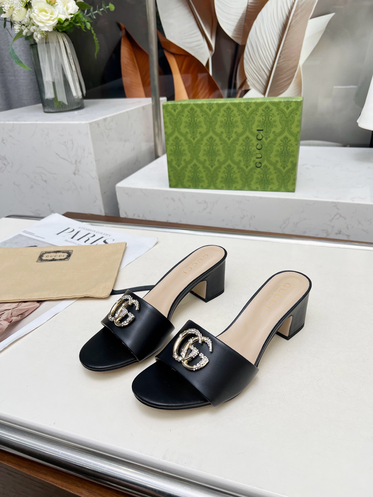 NO:169536,2025 Gucci new model, size 35-43, leather sole plus 30, slippers, gucci, slippers198609092025古驰新款,码数35-43,,皮底加30,拖鞋,gucci,slippers,Women's Shoes