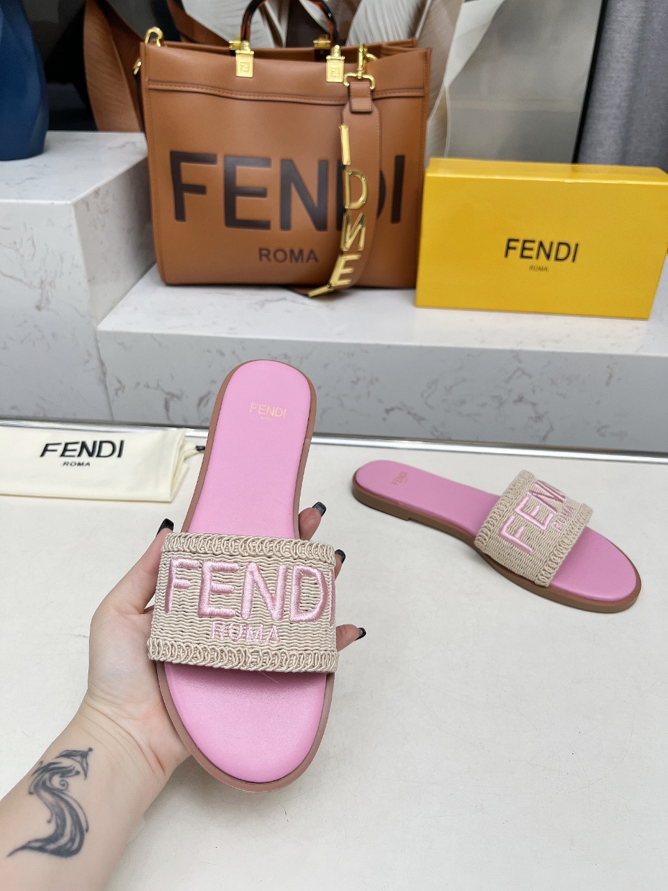 Fendi Women's Summer Pink Leather Sandals With Embroidered Logo Strap 8 i1744446332834 6092 0 6
