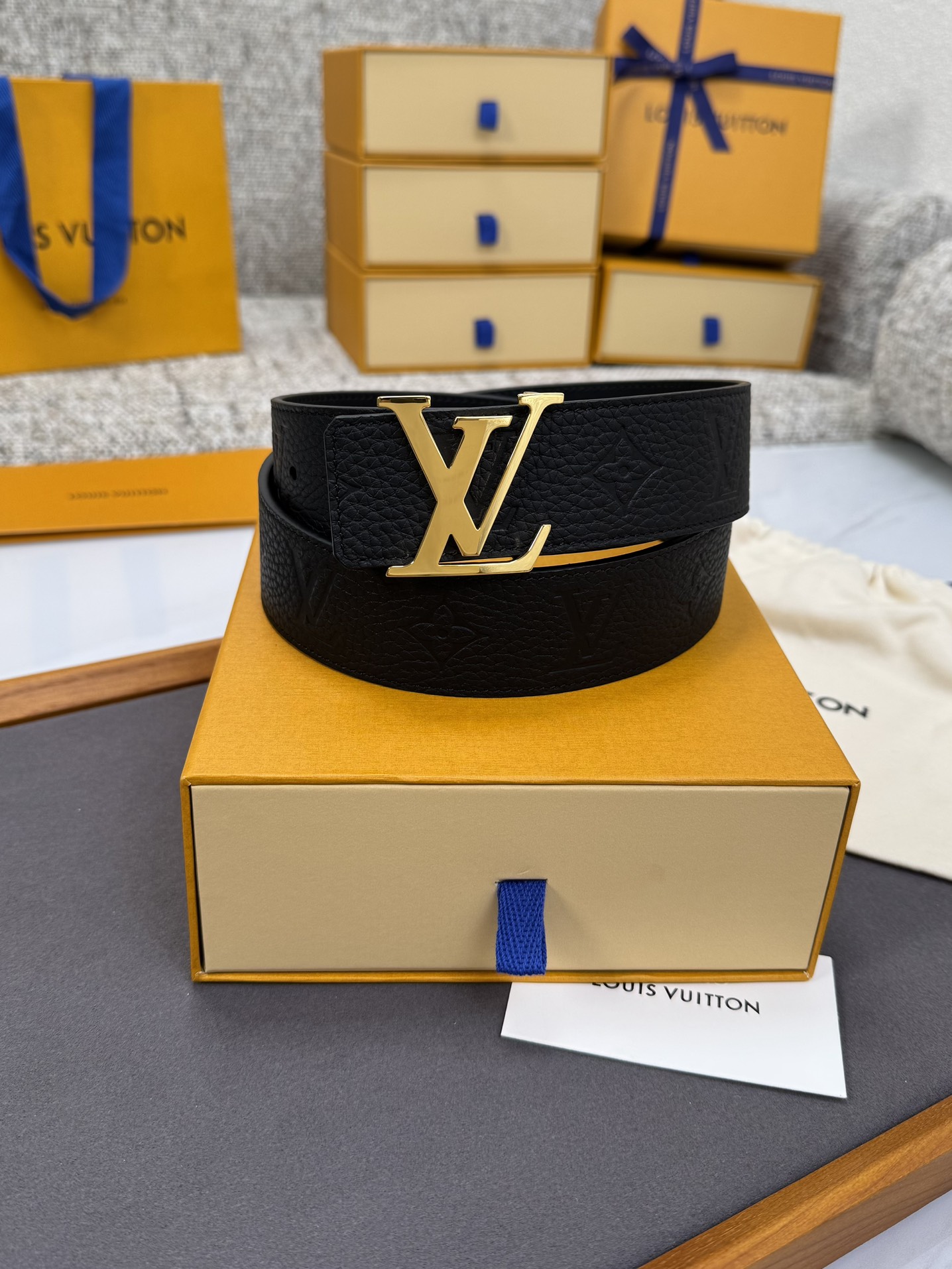 Louis Vuitton LV腰带 系列 原厂五金 精致手工绘边 柔软舒适 宽4.0