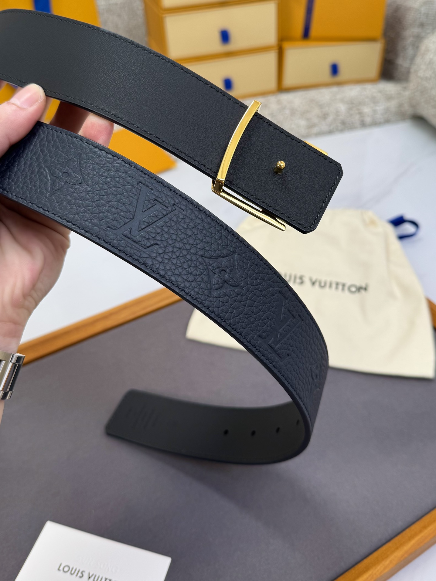 Louis Vuitton LV腰带 系列 原厂五金 精致手工绘边 柔软舒适 宽4.0