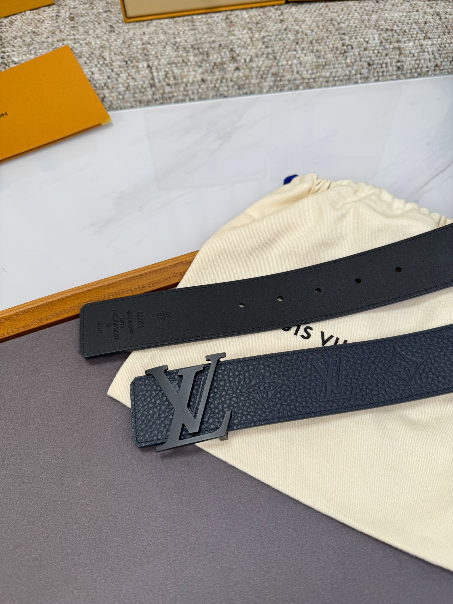 Louis Vuitton LV腰带 系列 原厂五金 精致手工绘边 柔软舒适 宽4.0